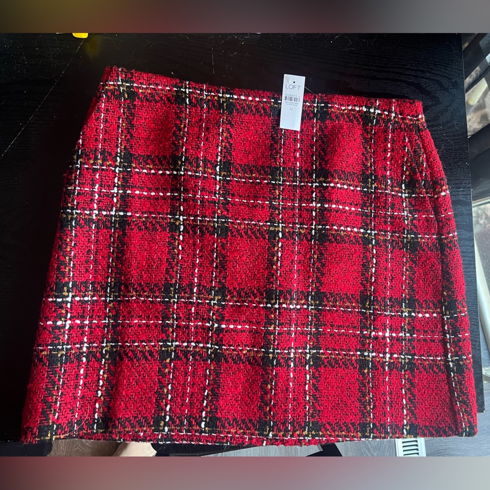 NWT Loft Tweed Mini Skirt. Size 14, never worn with tags